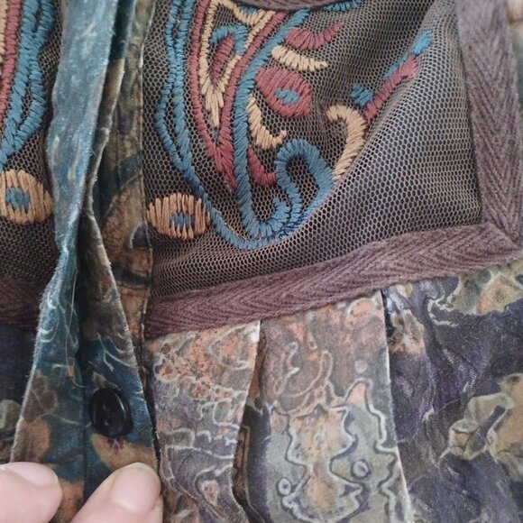 Coldwater Creek Women’s PM Petite Medium Embroidered Paisley Boho Top Sheer - Picture 4 of 10